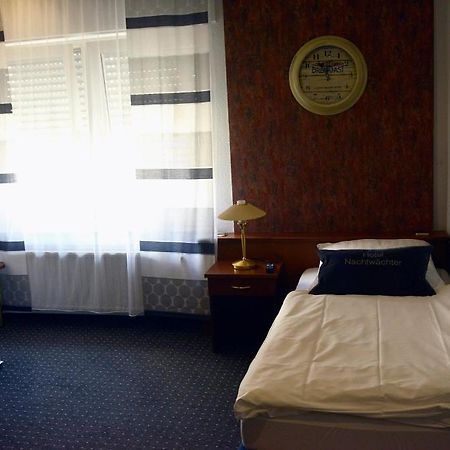 Hotel-Nachtwaechter Unna Esterno foto